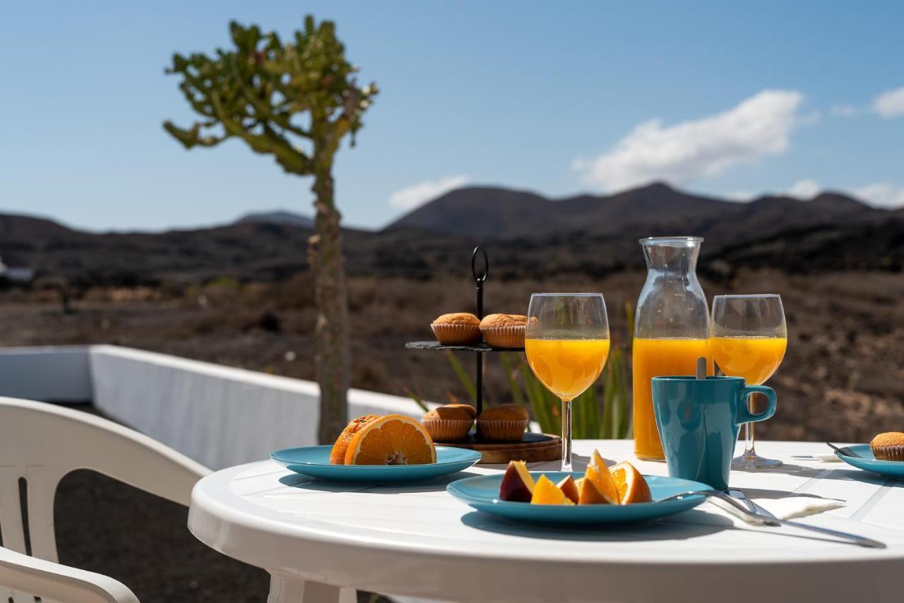 Apartamentos Delmar Natur Charco del Palo Bagian luar foto
